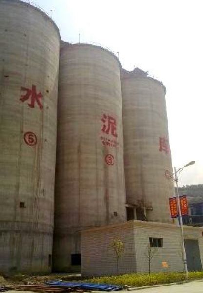 水泥庫(kù)清庫(kù)，清理鋼板倉(cāng)